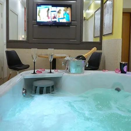 Luxury In Old Town 公寓